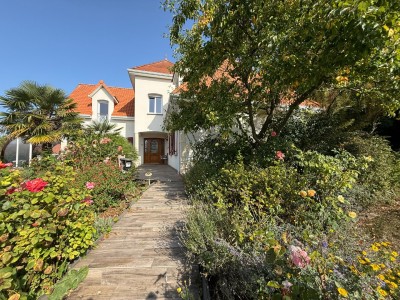 MAISON A VENDRE - CONDETTE - 215 m2 - 683�920�&euro;